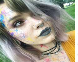 Billie has some excellent skills of makeup which she presents in form of beauty tutorial videos on YouTube.